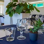 Hotel President's
