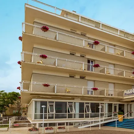 Hotel President's
