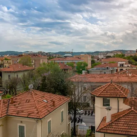 President's ホテル