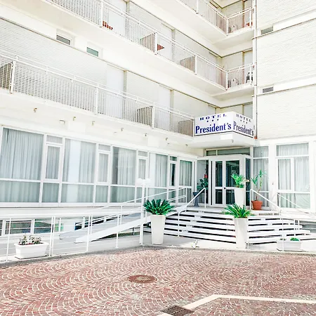 President's ホテル 3*