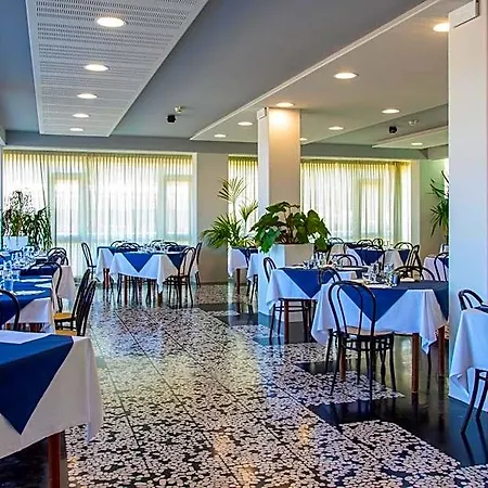 Hotel President's